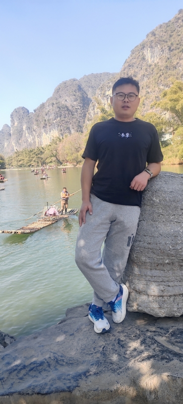 受过伤的狼的第三张照片--桂林蓝颜知己交友网